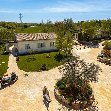 Casa Matiki